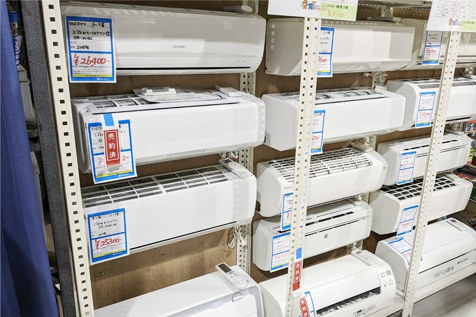 中古エアコンも整備済みで安心販売